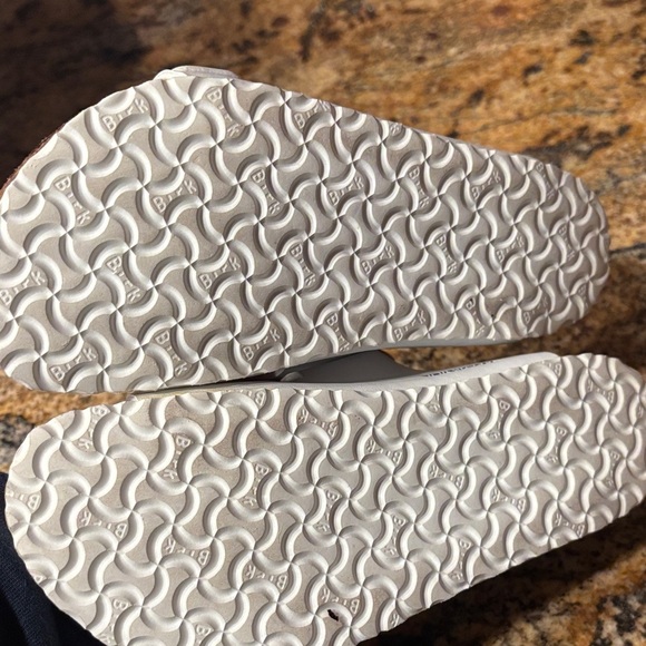 Birkenstock Kids White Double Buckle Sandals - Picture 3 of 5